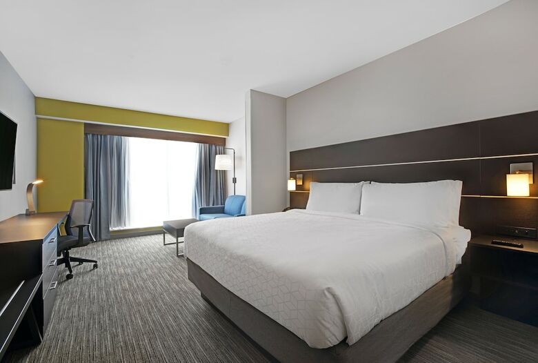 Hotel Holiday Inn Express & Suites Milwaukee - Brookfield