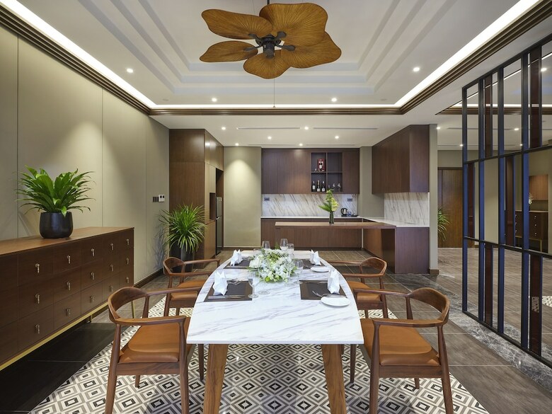 Senna Hue Hotel