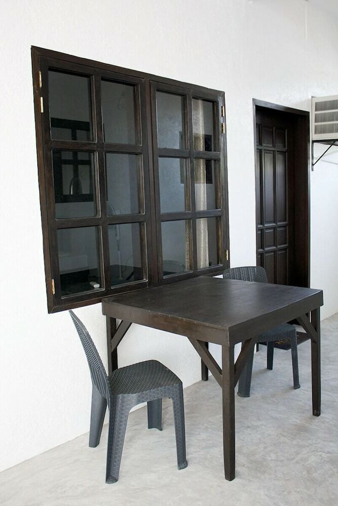 Hotel Sentro Suites Siargao