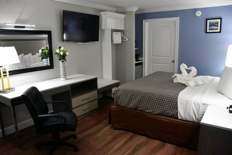 Motel Destin Inn And Suites