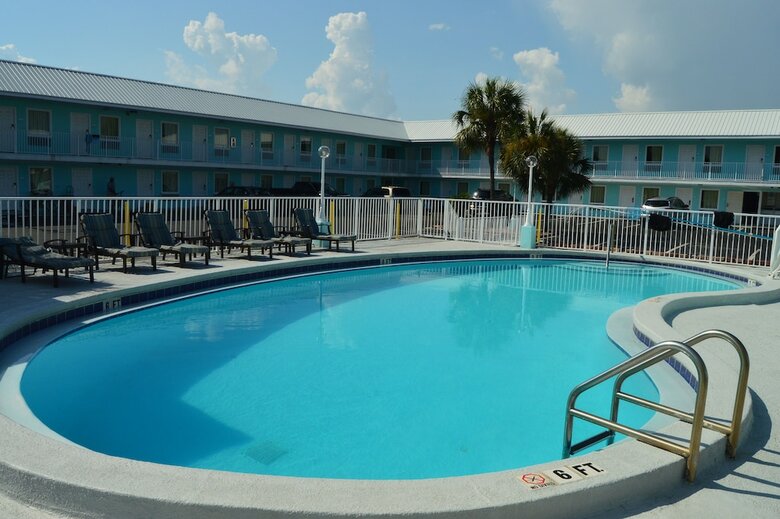 Motel Destin Inn And Suites