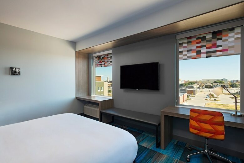 Hotel Aloft Waco Baylor