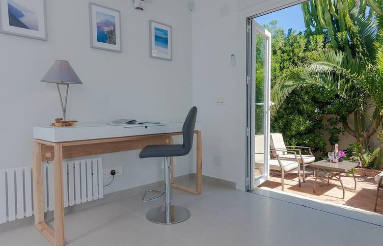 Villa Near Beach In Marbella