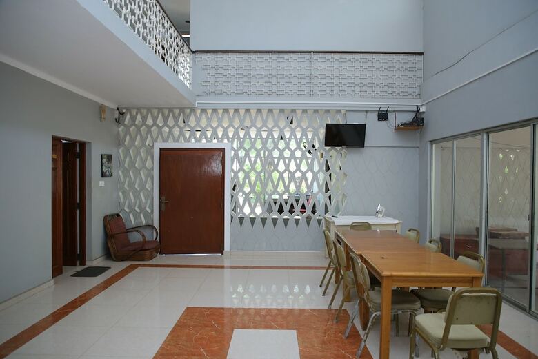 Oyo 322 Park View Hotel