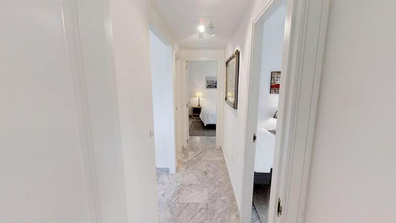 Modern Apartment Near Puerto Banus