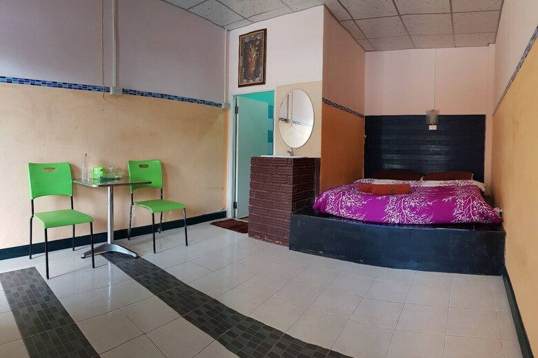 Hotel Ingpha Room For Rent