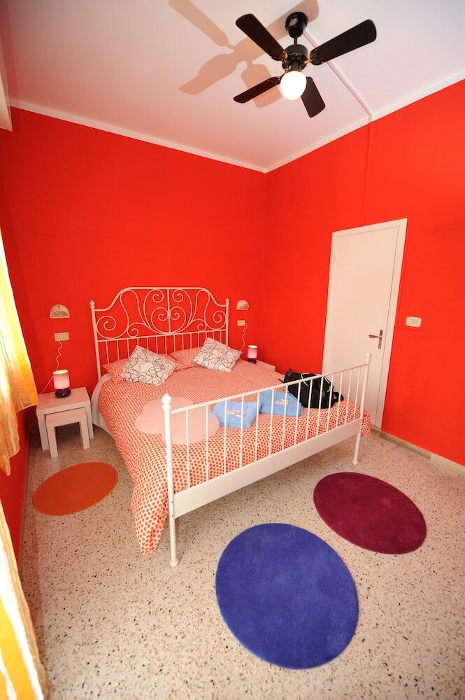 Hostal Sunflower Beach Backpacker Hostel