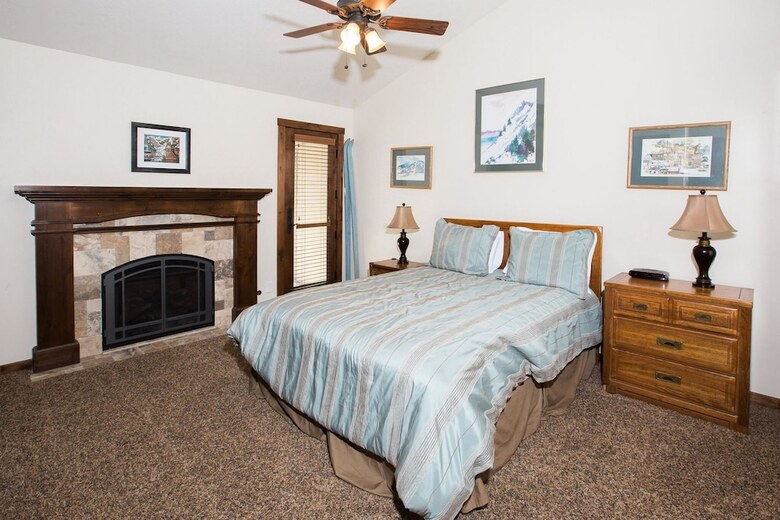 Crescent Ridge 108