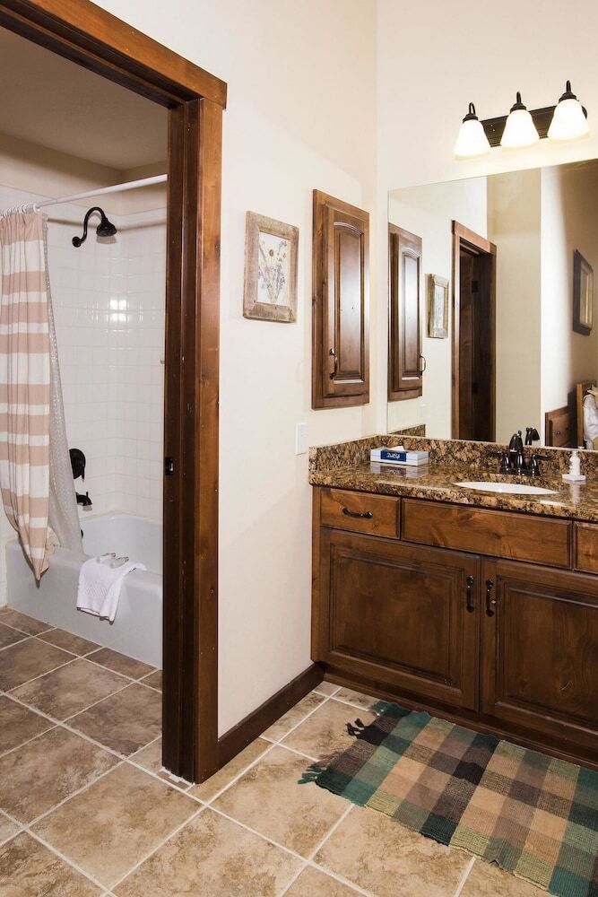 Crescent Ridge 108