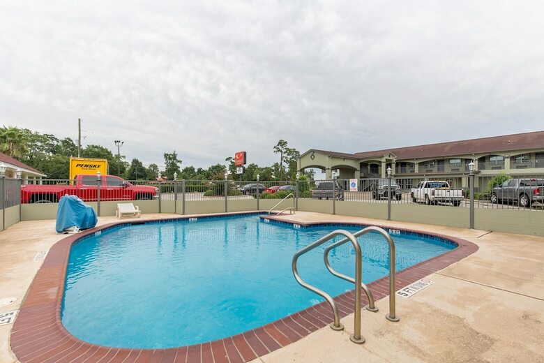 Hotel Quality Inn & Suites