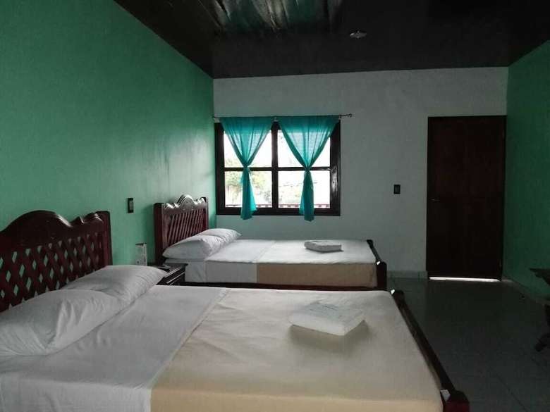 Hotel Caba�a Kayon & Zarco