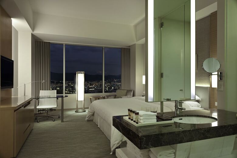 Sheraton Grand Hiroshima Hotel