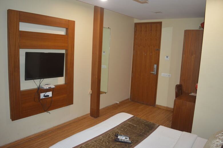 Hotel Arton Suites