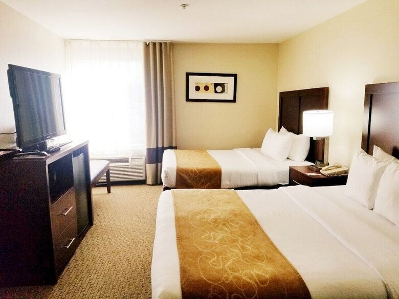 Hotel Comfort Suites Las Colinas Center