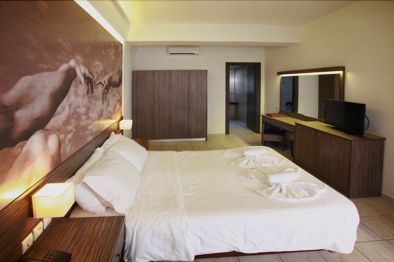 Hotel Katrin Suites-  Adults Only