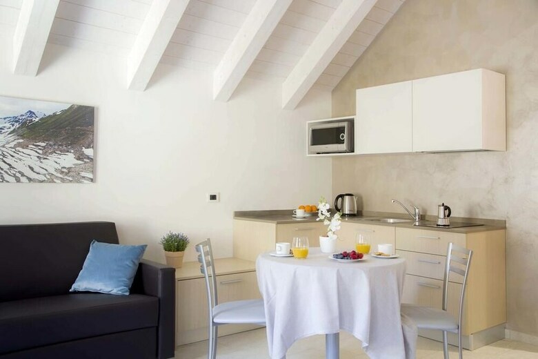 Domus Residence