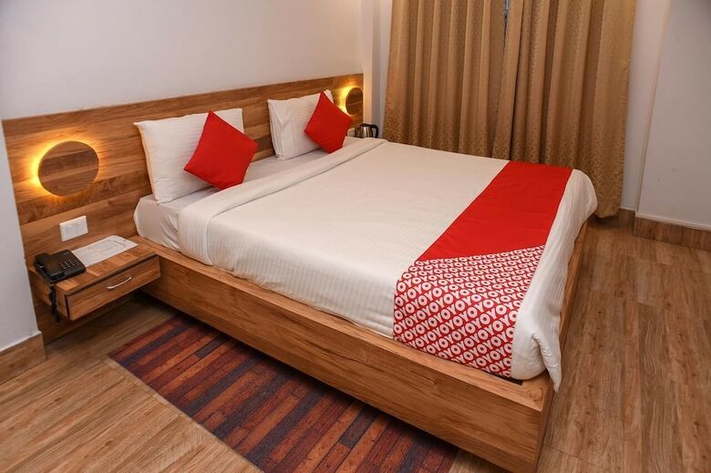 Hotel La Castle Residency
