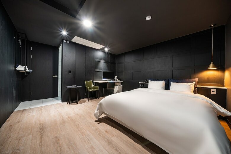Stay Month Hotel Goyang