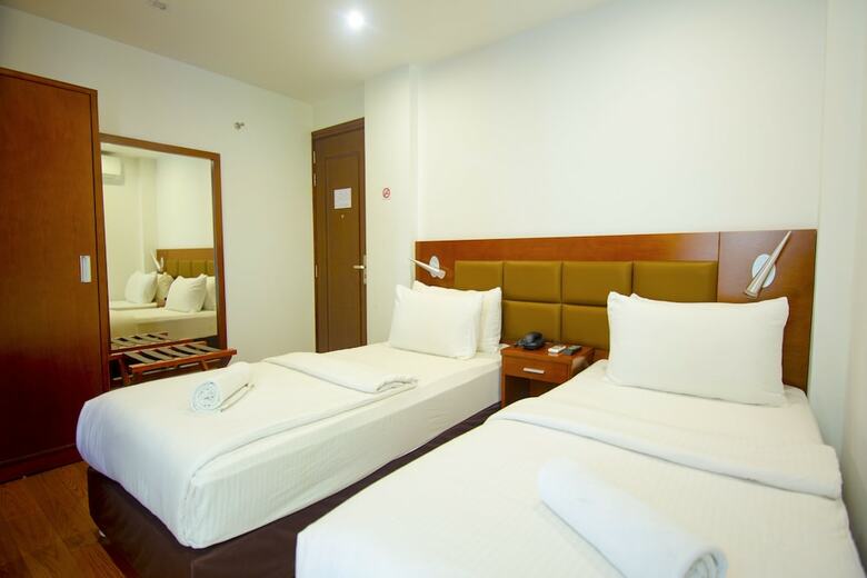 Hotel Manta Beach & Spa Hulhumale