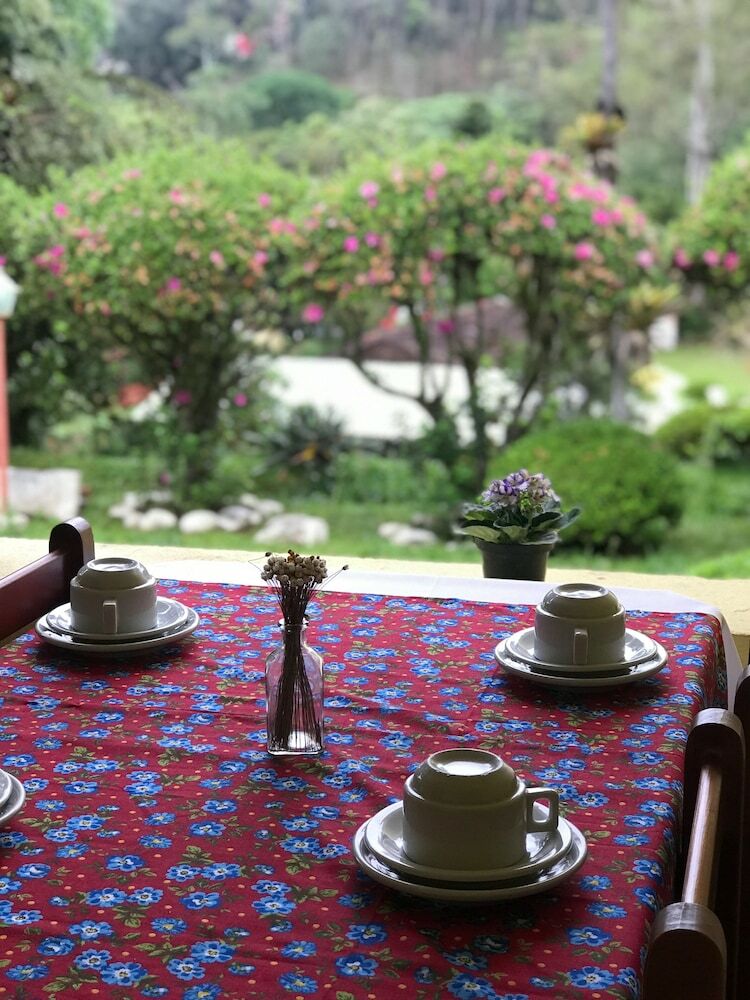 Hotel Bosque Das Azaleas