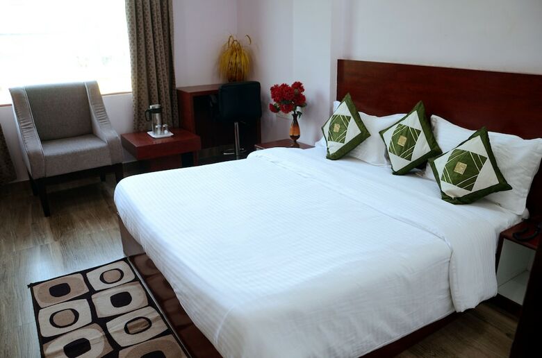 Hotel Meera Mahal