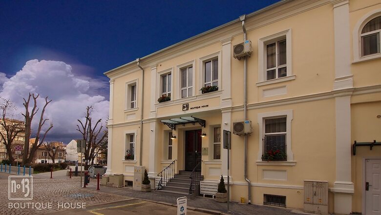 Hotel No13 Boutique House