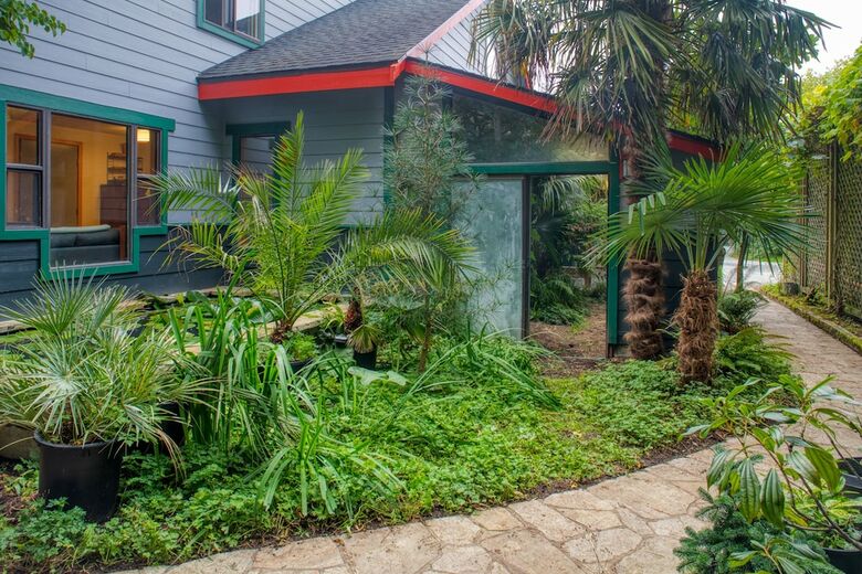 Bed & Breakfast Sehome Garden Inn