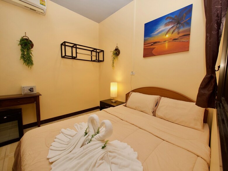 Hotel 99 Garden Patong