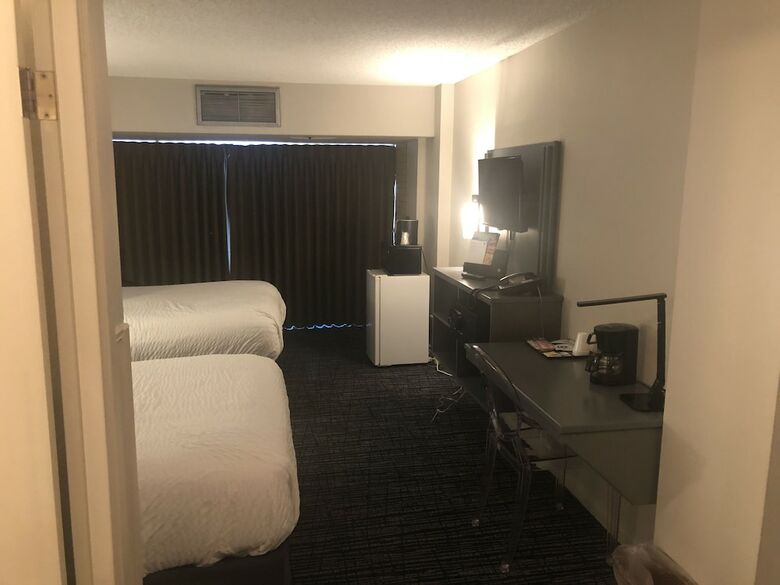 Satellite Hotel