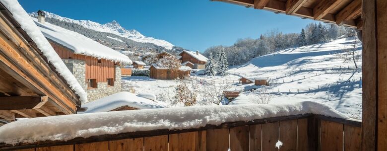 Chalet Luxe, Private Driver, Sauna & Jacuzzi