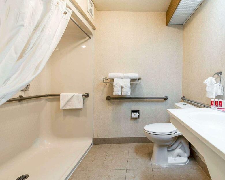 Hotel Econo Lodge North Academy