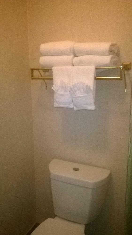 Hotel Econo Lodge North Academy
