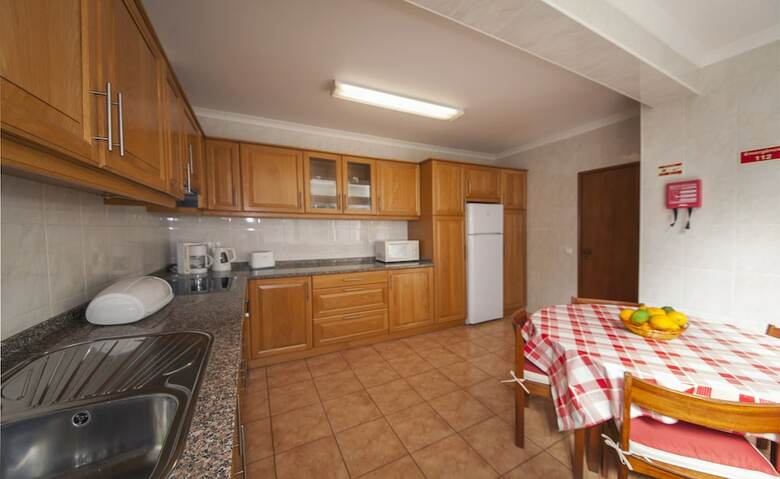 B45 - Main Avenue 2 Bed Apartment