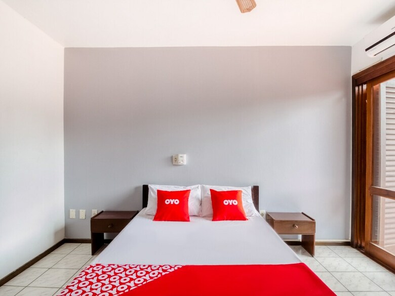 Oyo Hotel Praia Bonita