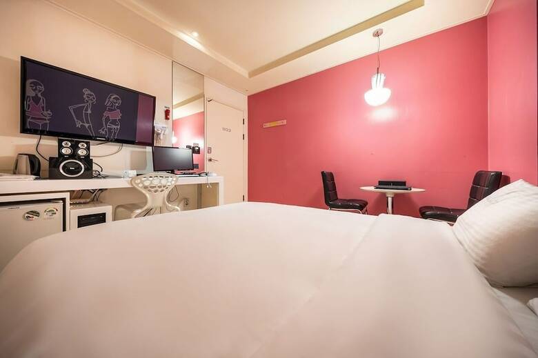Guri Lexy Hotel