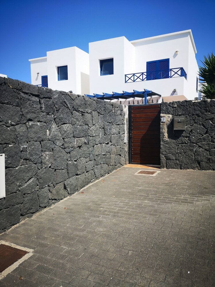 Apartamentos Ajaches