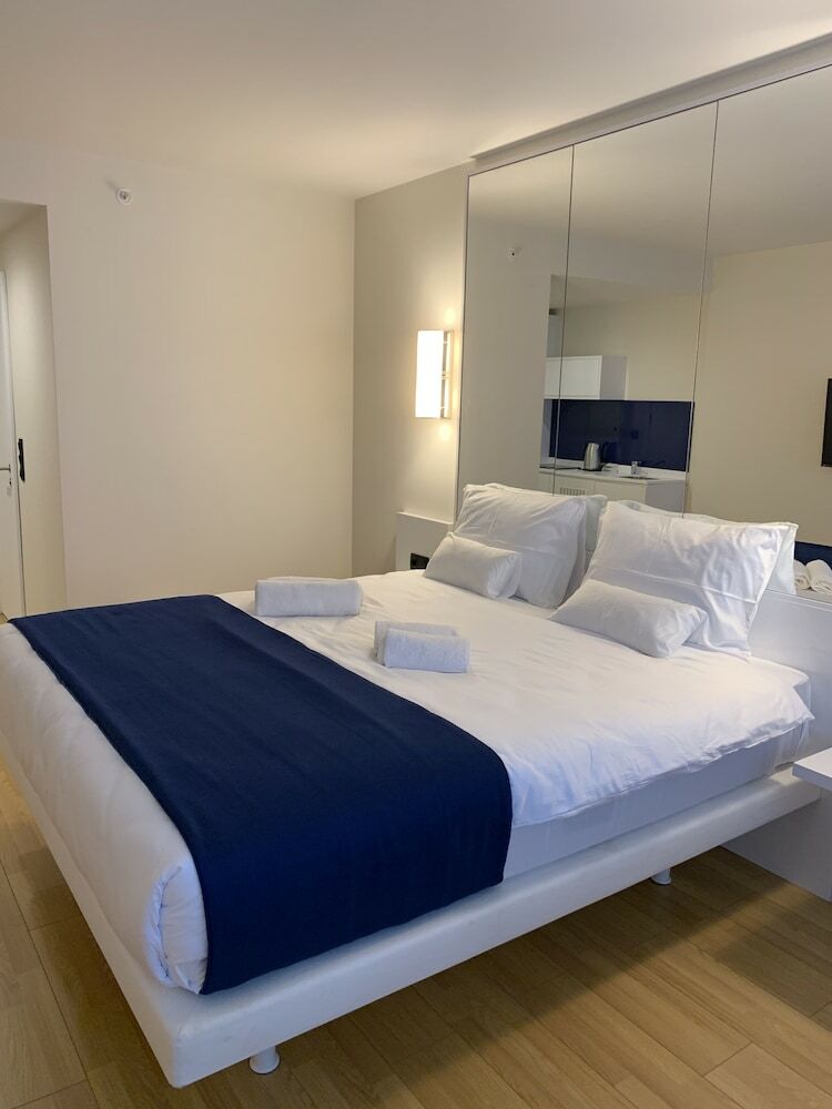 Aparthotel Royal Sea Breeze Apartment