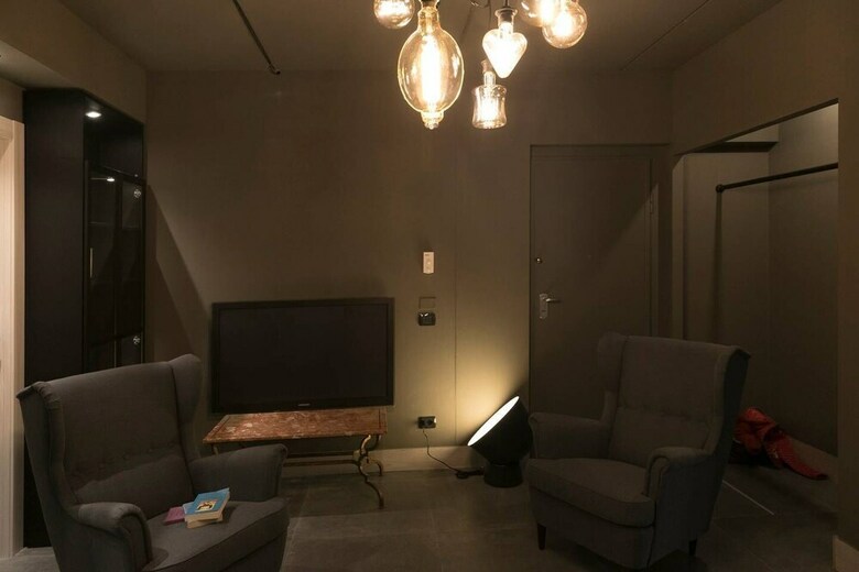 Altido Black Apartment