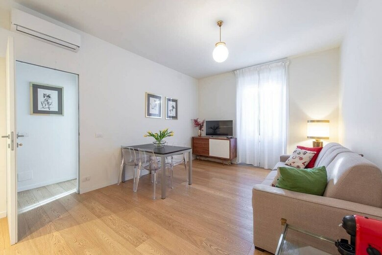 Altido Apartment, Window To The Vertical Forest