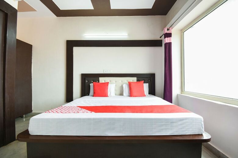 Oyo 48899 Hotel V Seven