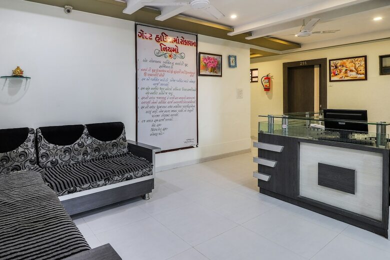 Spot On 44420 Hotel Brij Vilas