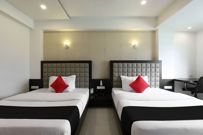 Capital O 49769 Hotel Darshan