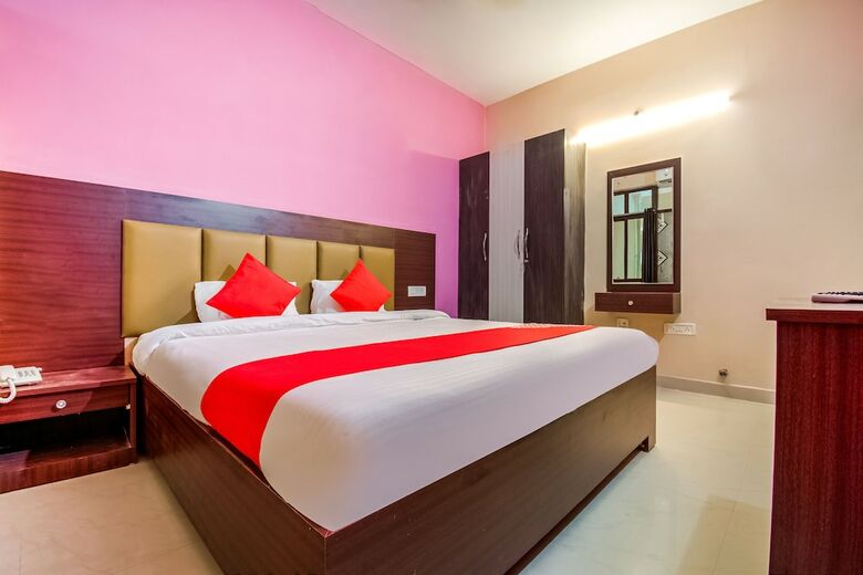 Hotel Oyo 60034 Silver Estate Residency