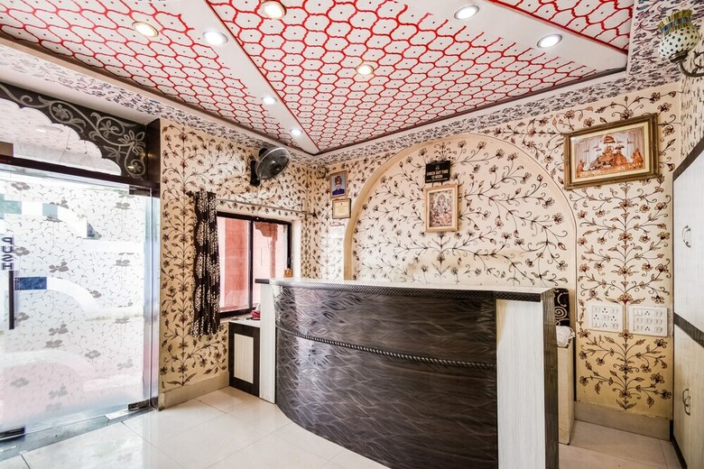 Hotel Oyo 48665 Kesar Palace