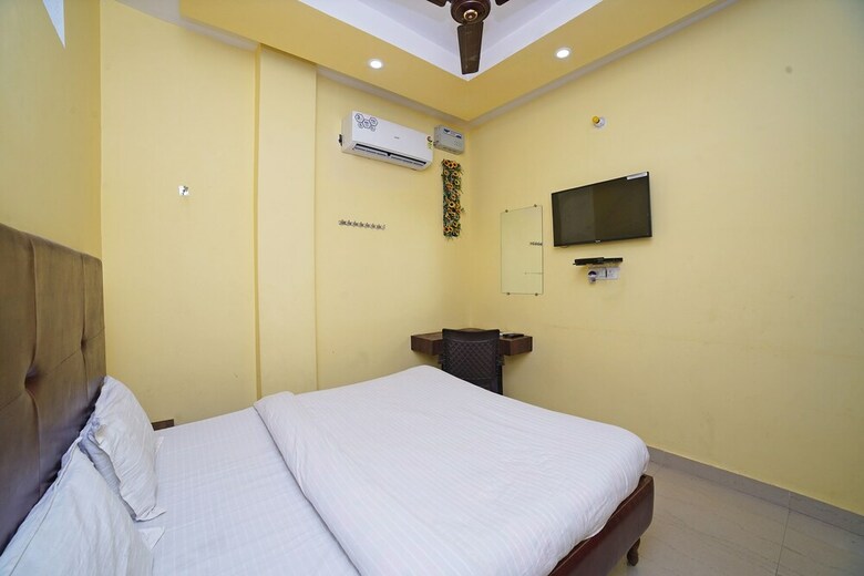 Spot On 39779 Hotel Rama Palace