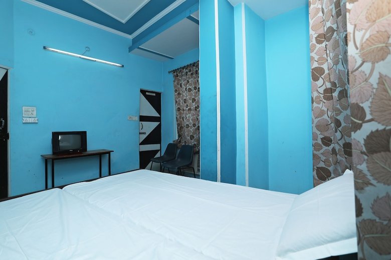 Spot On 40652 Hotel Sai Niwas