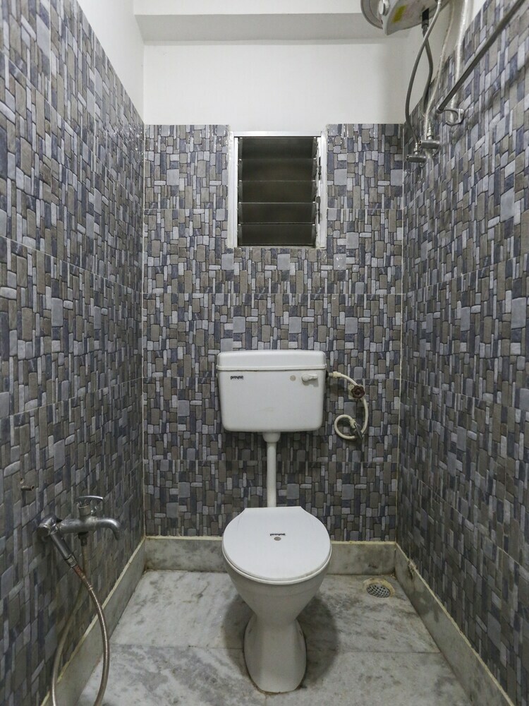 Oyo 60609 Hotel Tanushree