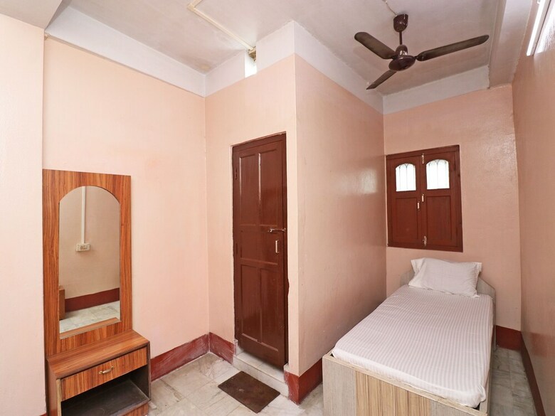 Hotel Spot On 49708 Ashirbad Bhawan