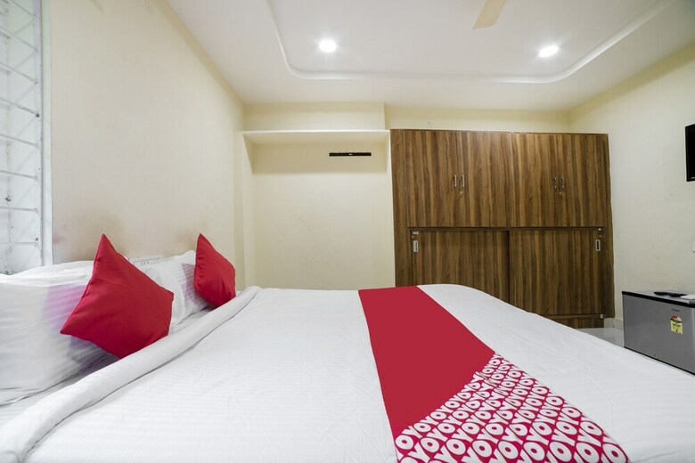 Hotel Oyo 49452 Nakshatra