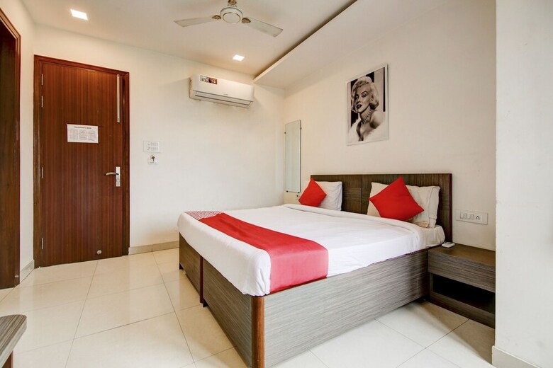 Hotel Oyo Flagship 41356 Jasola Sws